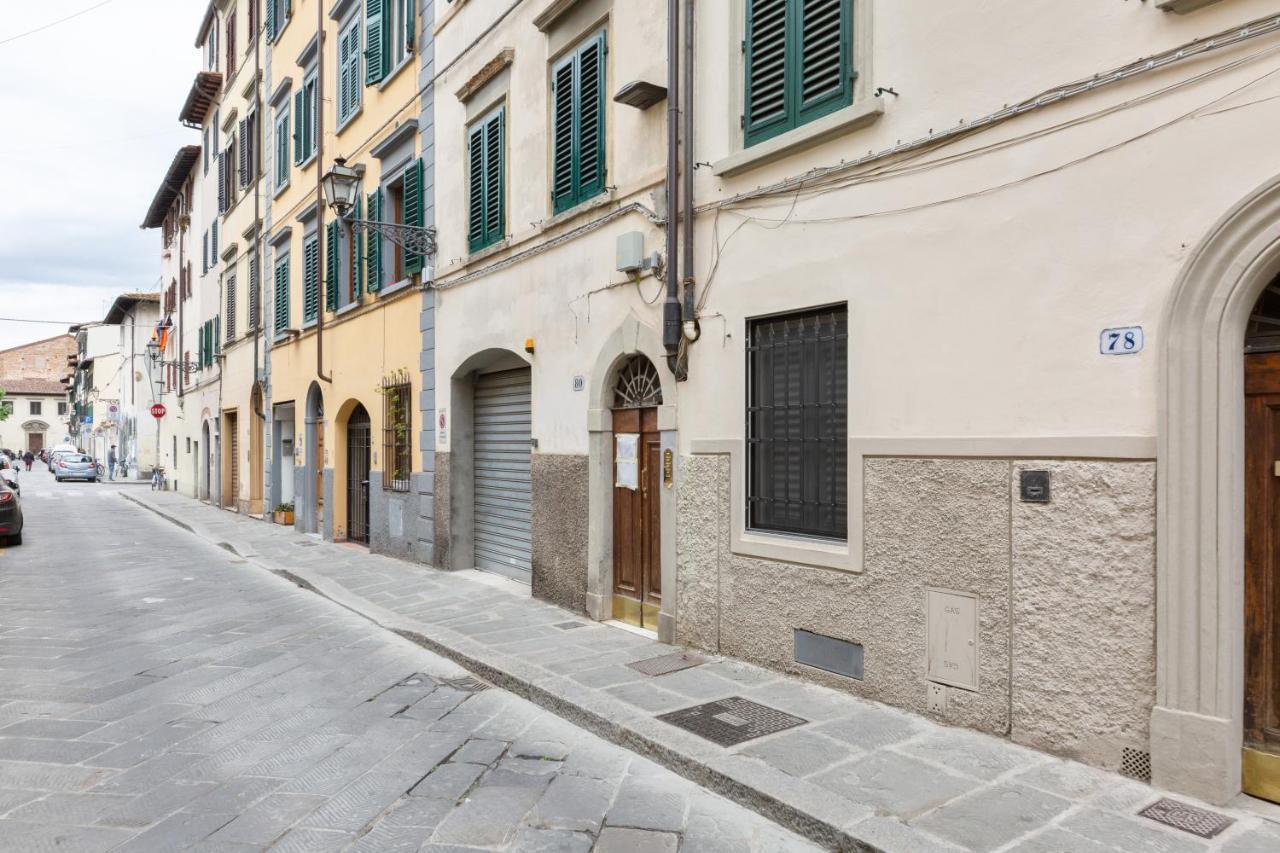 Oltrarno Bright Apartment Con Patio Privato Florença Exterior foto